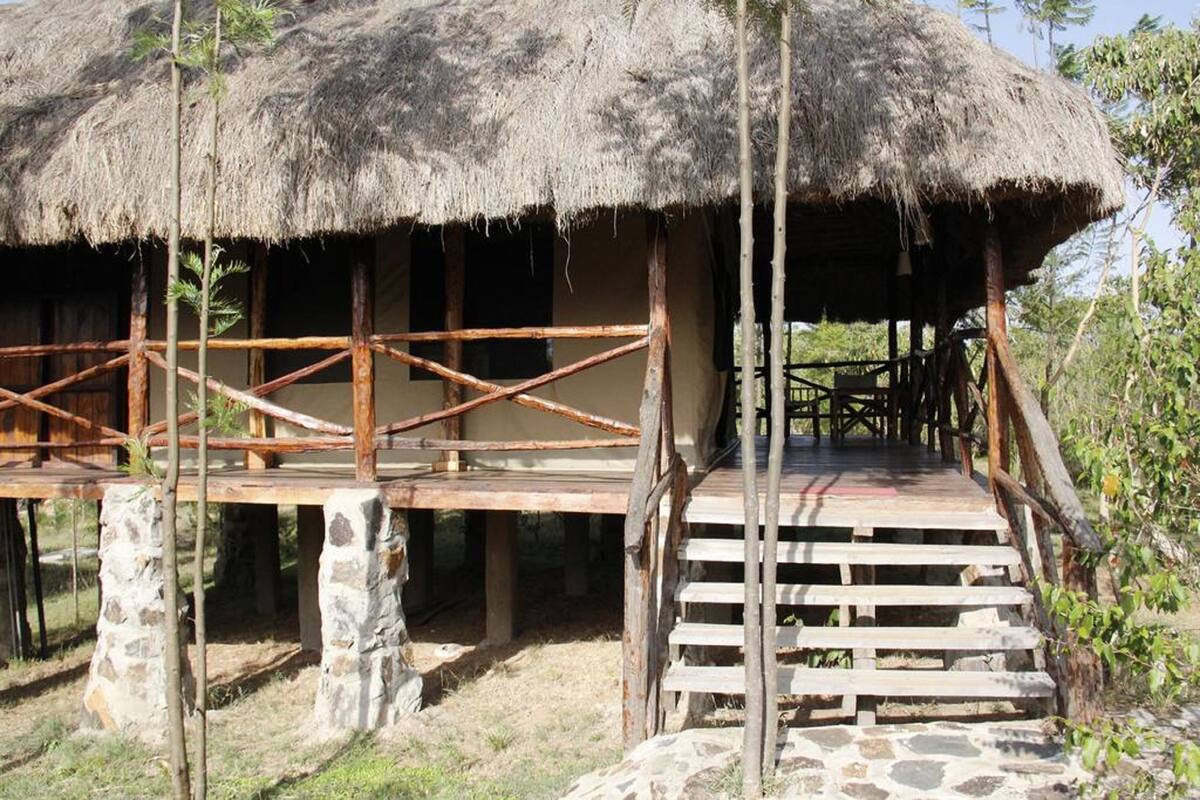 Exclusive Tent | 1 bedroom, premium bedding, memory-foam beds, soundproofing