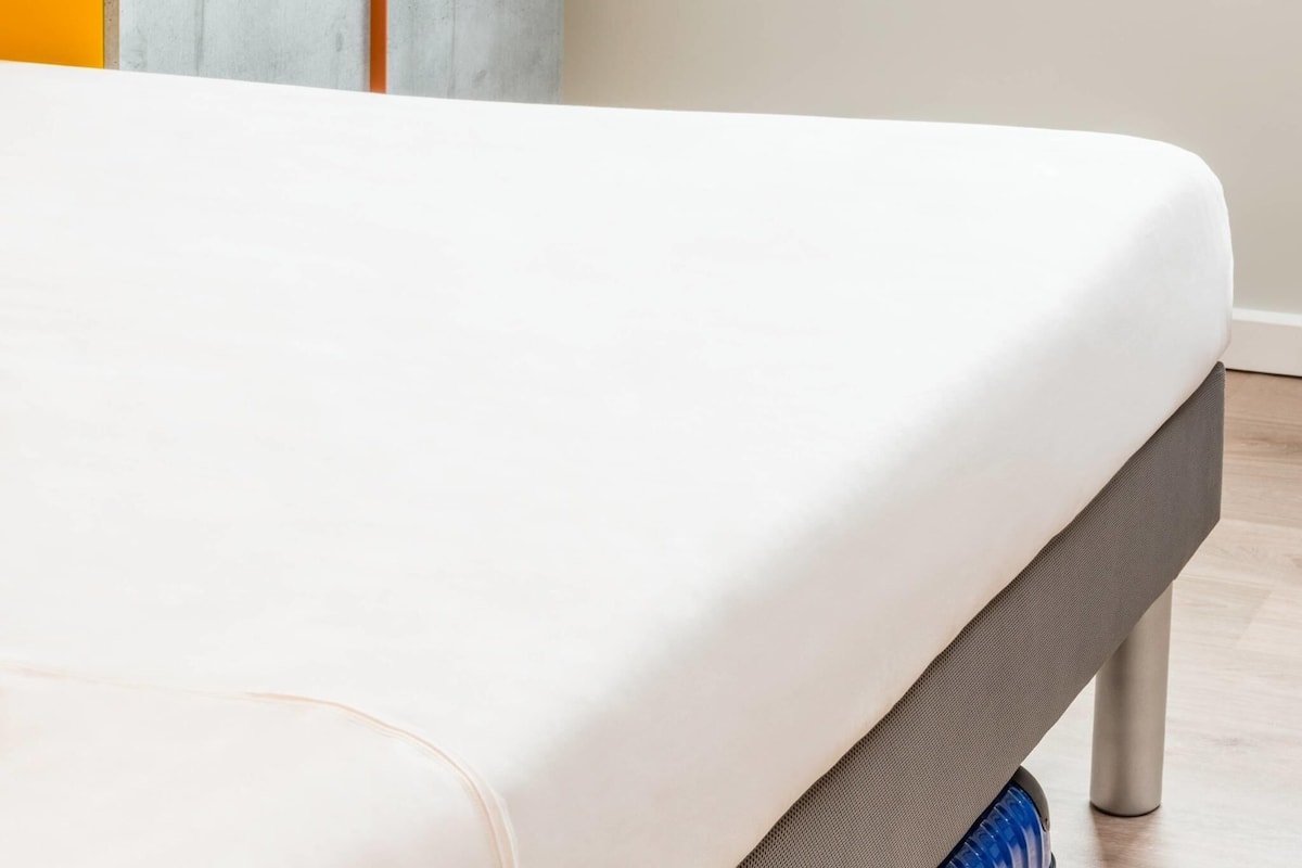 Chambre classique, 1 lit double | Bureau, rideaux dâobscurcissement, accĂšs au Wi-Fi (inclus)