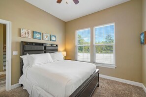 5 dormitorios, tabla de planchar con plancha, wifi gratis y ropa de cama