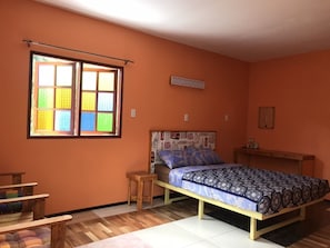 Minibar, laptop workspace, blackout curtains, free WiFi - Bondoi Lampang (Mae Tha)