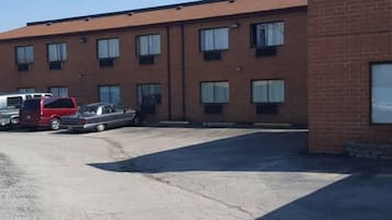 Konaklama yerinin ön cephesi