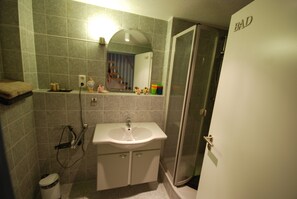 Hus | Håndvask på badeværelset
