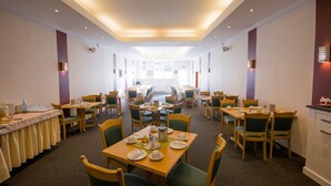 Daily buffet breakfast for a fee - Hotel & Restaurant Wiggers (Bad Oldesloe)