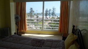 Apartment | 2 bedrooms, WiFi (free), bed sheets