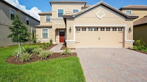 Unclassified image, 3 of 34, button - ChampionsGate 5BR Pool Home (Davenport)