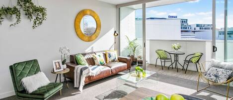 Télévision, Netflix, services de streaming, chaîne hi-fi