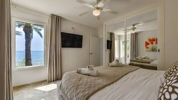 3 間睡房、書桌、熨斗/熨衫板、可攜式嬰兒床