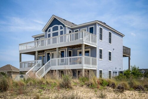 Cara Lina | 999 jalkaa rannasta Yksityinen uima-allas, poreallas