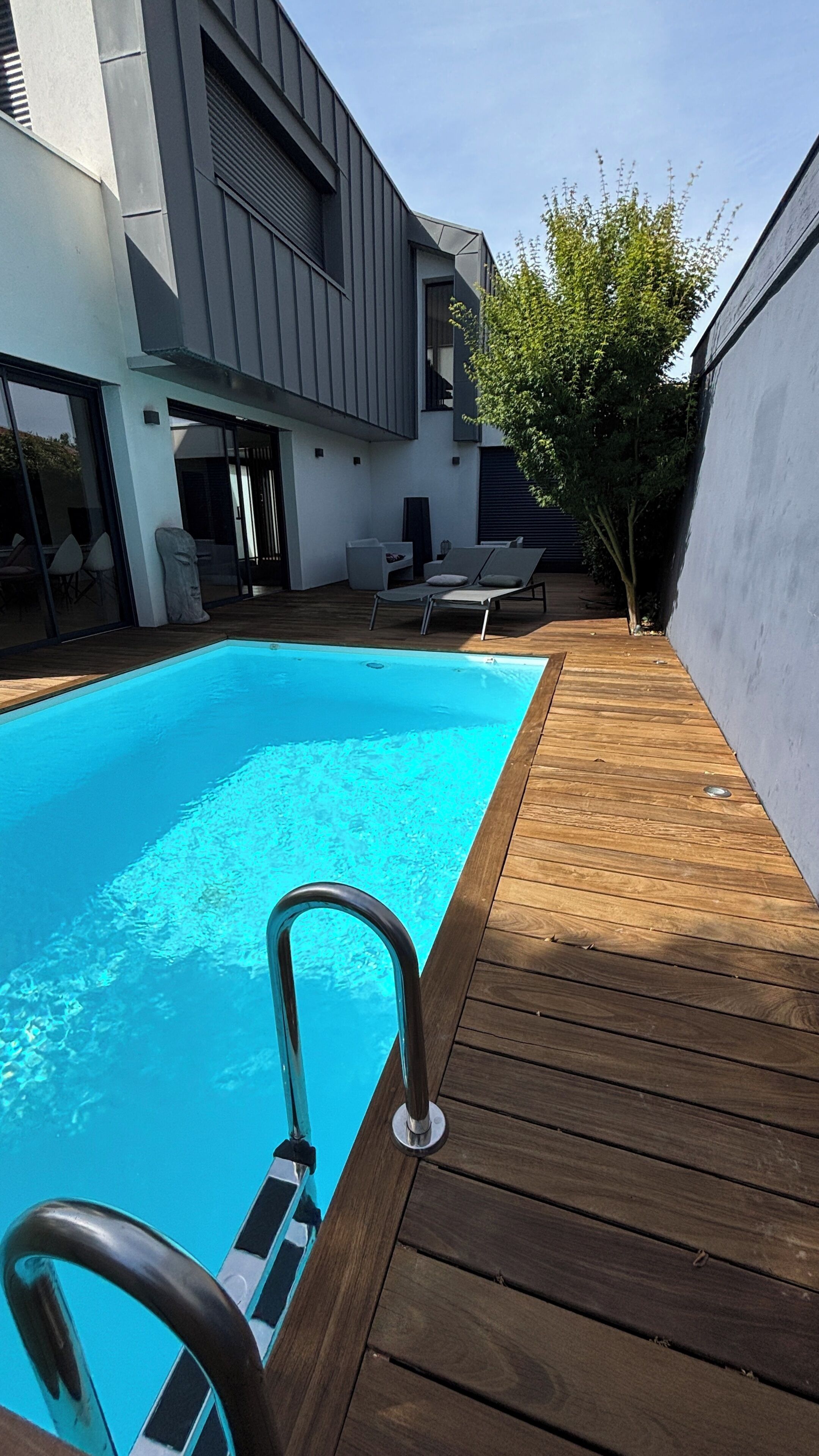 Piscine extérieure, piscine chauffée