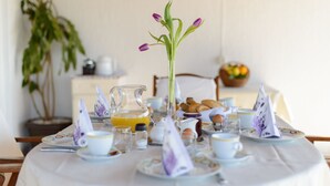 In-room dining - Holiday Apartments Ciovo (Okrug)