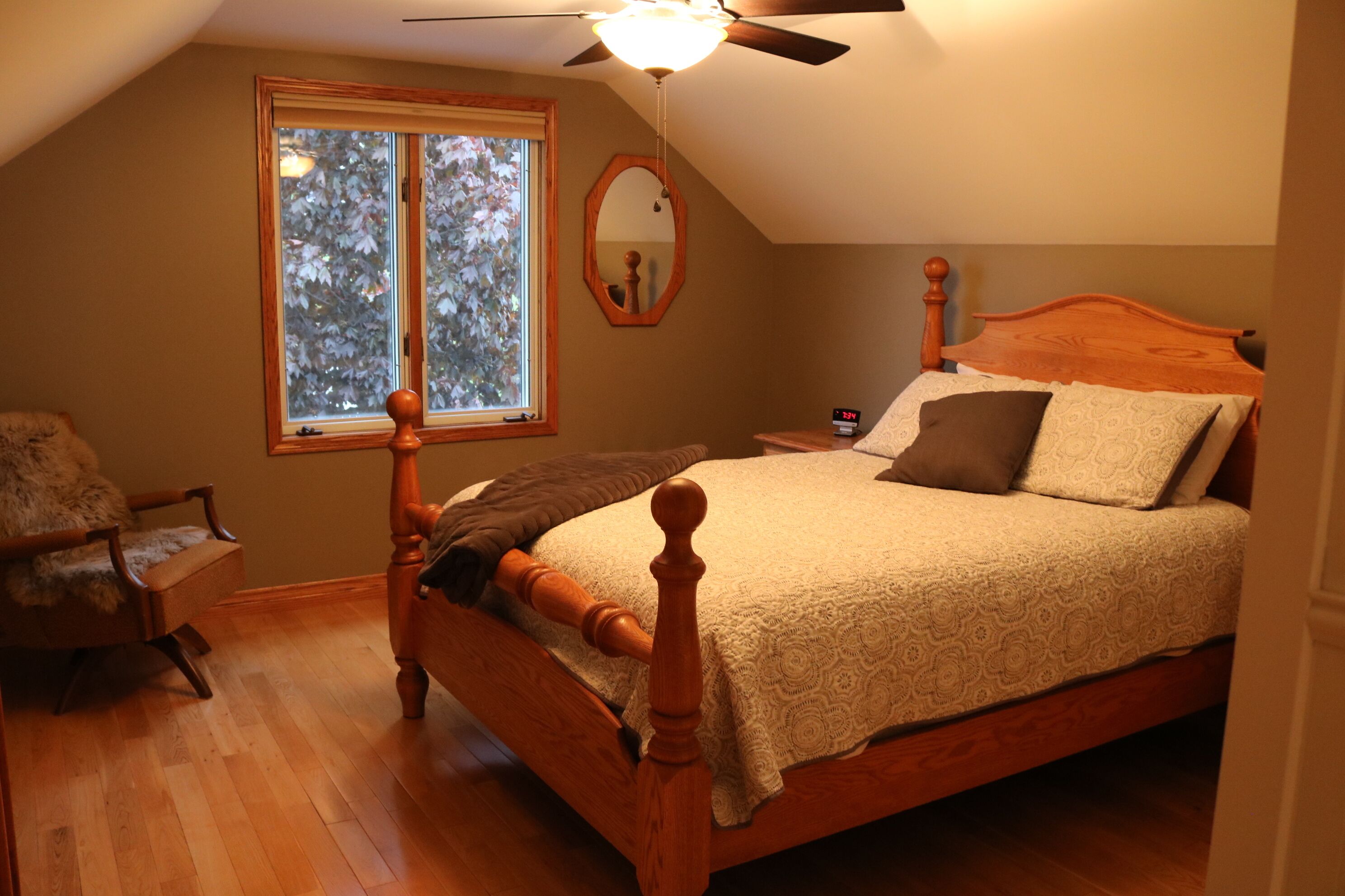 2 soverom, reiseseng for barn, wi-fi (inkludert) og sengetøy