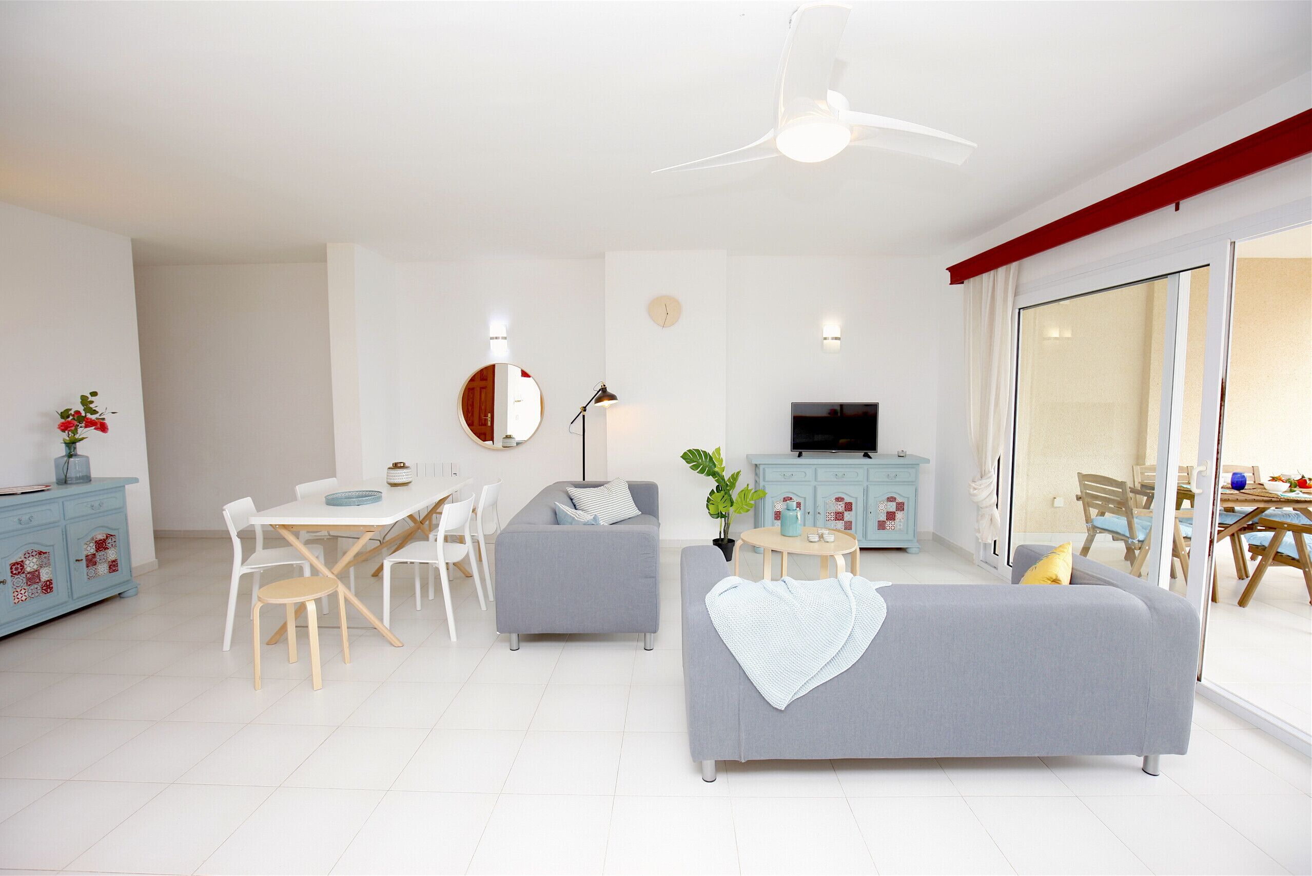 Apartment With Seaviews, Terrace, Wifi, Fully Equipped, Ideal For Families - Sa Ràpita