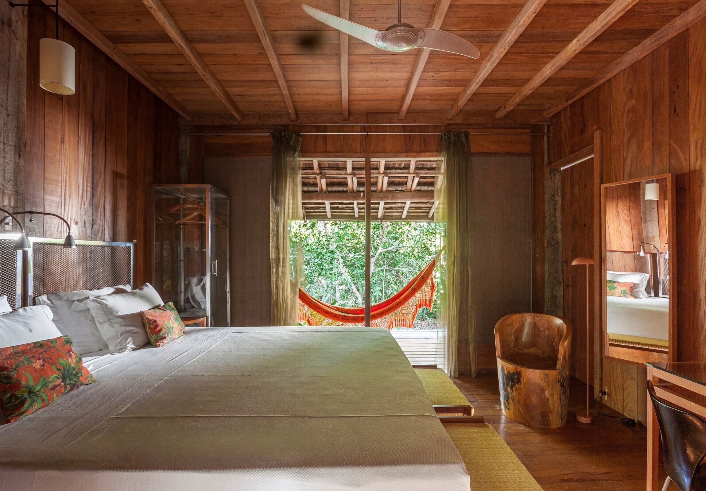 디럭스 스튜디오 스위트, 퀸사이즈침대 1개, 파티오, 정원 전망 | 이집트산 면 시트, 고급 침구, 미니바, 객실 내 금고