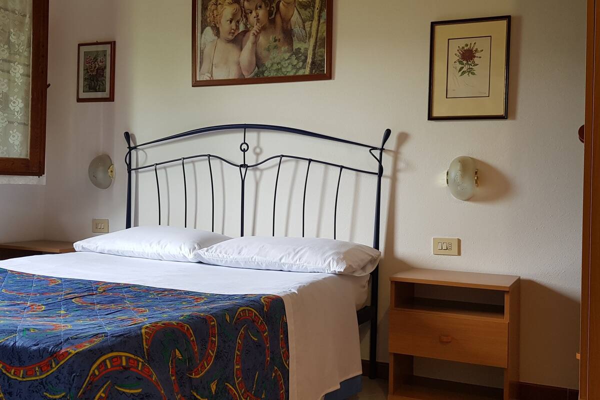 Individually decorated, individually furnished, free WiFi, bed sheets