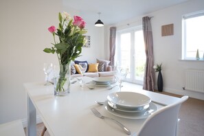 Huis, privébadkamer (Bank Side House) | Restaurant
