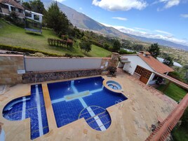 Indoor pool, outdoor pool
