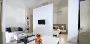 Standard Apartment | 1 bedroom, desk, iron/ironing board, free WiFi - Loft Mikonos - Adults Only (Pereira)