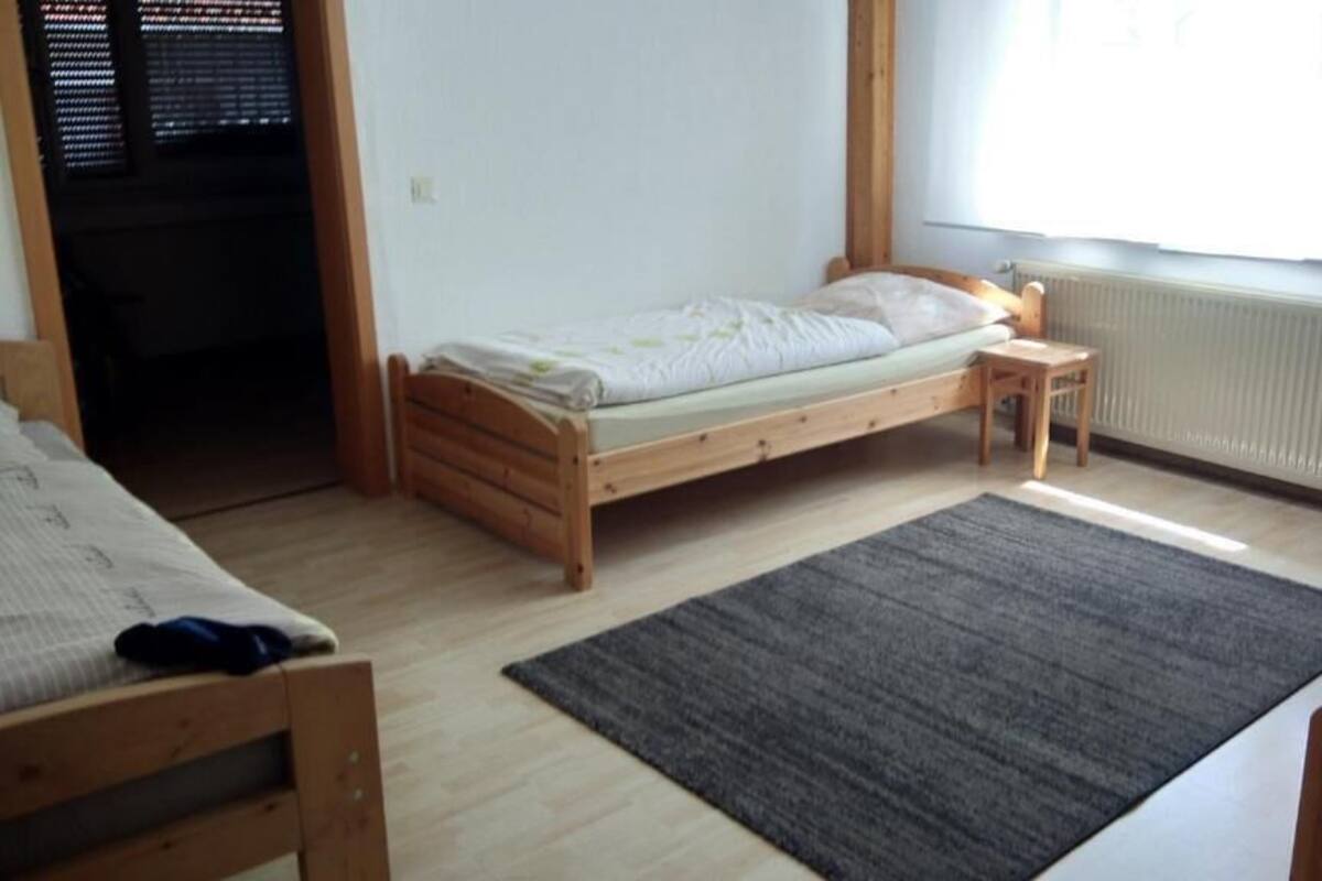 Wifi gratis y ropa de cama