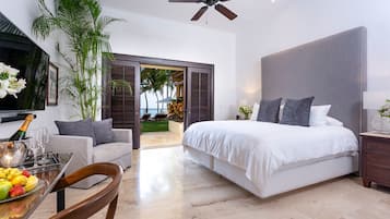 Luxury Villa | Premium bedding, Select Comfort beds, in-room safe