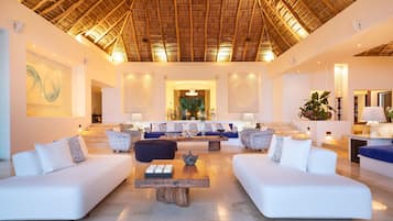 Villa de lujo | Área de sala de estar | Smart TV y Netflix