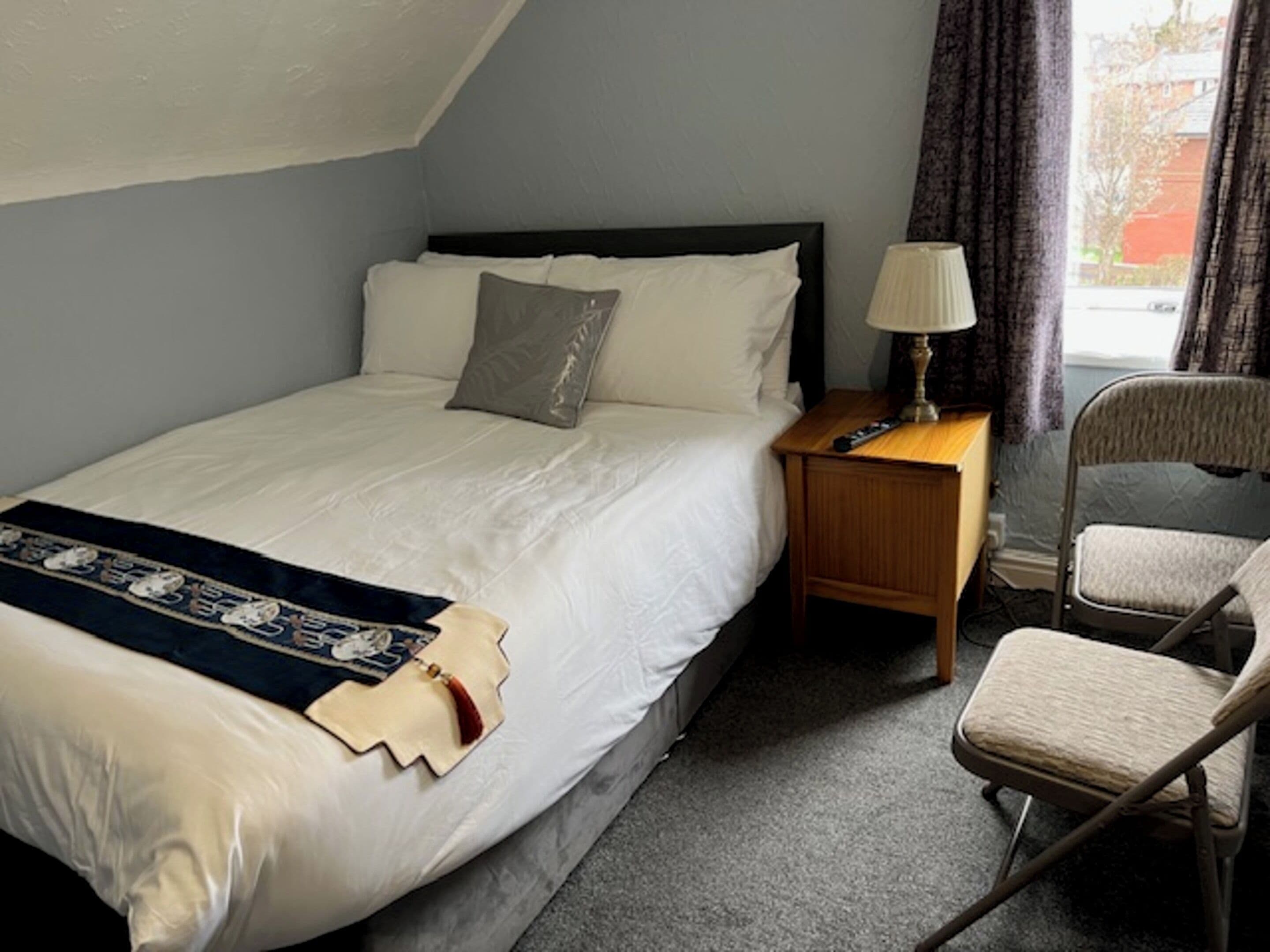 Standard Double Room | Iron/ironing board, free WiFi, bed sheets