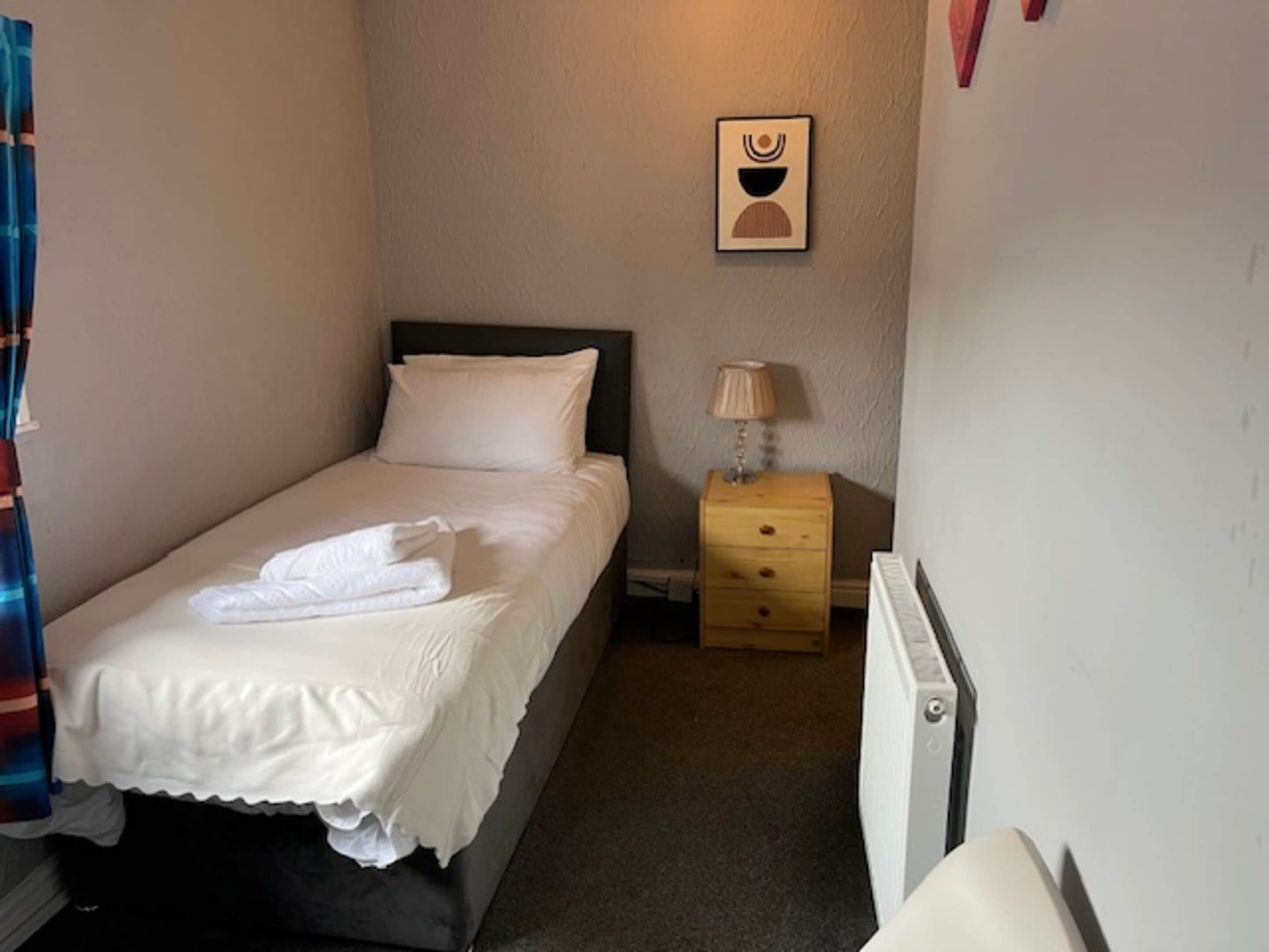 Standard Single Room | Iron/ironing board, free WiFi, bed sheets