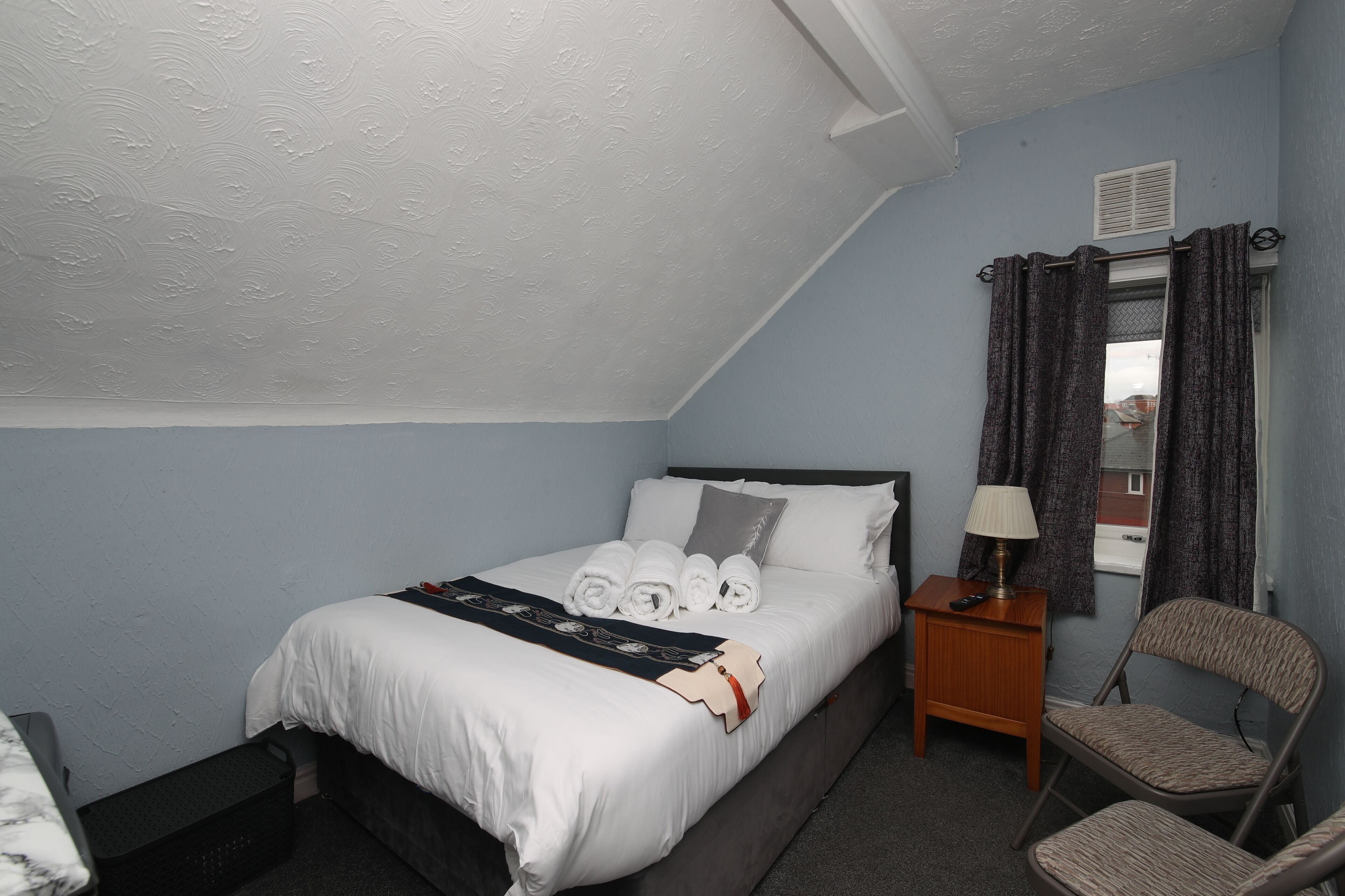 Standard Single Room | Iron/ironing board, free WiFi, bed sheets