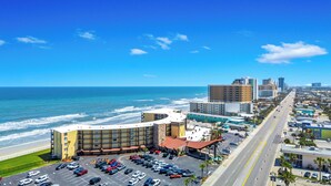 Exterior - First Floor Private Paradise Ocean Front Studio SPRING SALE! POOL OPEN!! (Daytona Beach)
