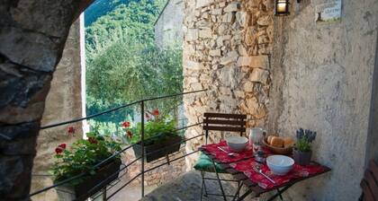 Cassa di Loggia Stunning Medieval Setting