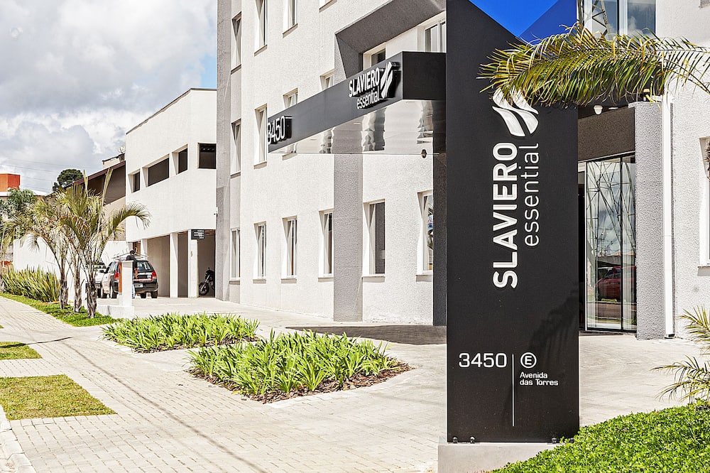 SLAVIERO Curitiba Aeroporto