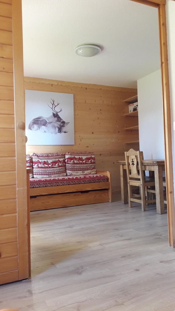 Val Thorens - Cosy Apartment At The Foot Of The Slopes, Sleeps 4 - Savoie