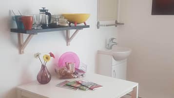 Pillowtop-bedden, individueel gedecoreerd, individueel gemeubileerd