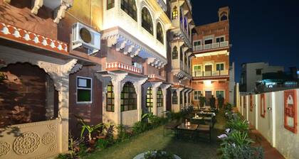 Mahal Khandela