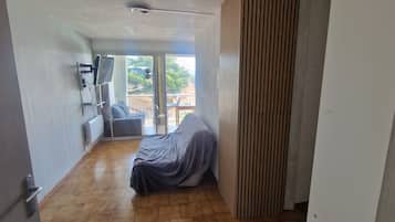 TV, DVD player, stereo