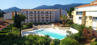 Swimming pool and sea apartment 5 minutes away 2 stars