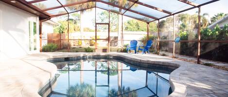 Et oppvarmet basseng