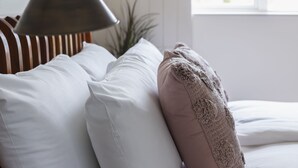 Ropa de cama de alta calidad, cubrecamas y colchones con efecto memoria 