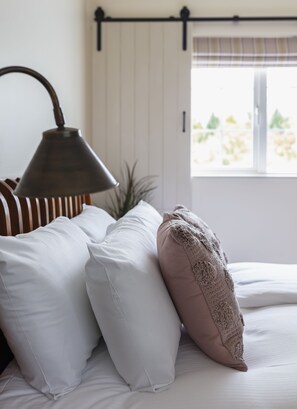 Superior Double Room, 1 King Bed, Garden View | Premium bedding, down comforters, memory foam beds - The happy pig (Kenmare)