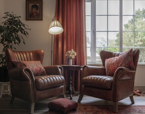 Lobby - The happy pig (Kenmare)