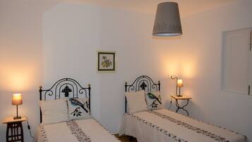 Family House, 3 Bedrooms | Desk, iron/ironing board, free WiFi, bed sheets