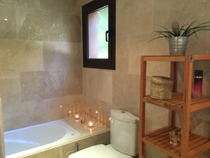 Bathtub, jetted tub, hair dryer, bidet - Residence tropical garden Estepona (Buenas Noches)