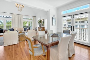 Dining - WaterColor Condo‑Retreat | 1BR/2BA+ Loft - Bikes, Balcony, Walk to Beach Club (Santa Rosa Beach)