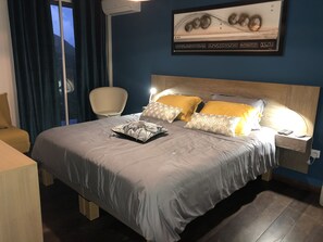 2 chambres, fer et planche à repasser, Wi-Fi, literie fournie