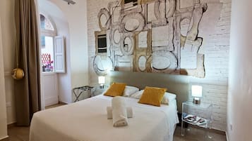 1 bedroom, in-room safe, desk, iron/ironing board