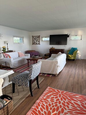 Televisión y reproductor de DVD 