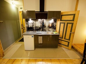 Fridge, cookware/dishes/utensils - Apartment Zieleń by Interhome (Szczawno Zdroj)