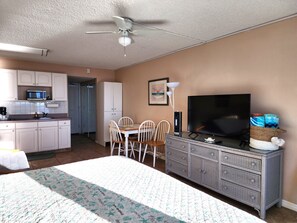 Iron/ironing board, free WiFi, bed sheets, wheelchair access