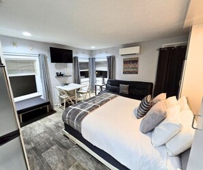 1 sovrum, skrivbord, strykjärn/strykbräda och gratis wi-fi