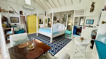 1 bedroom, desk, free WiFi, bed sheets