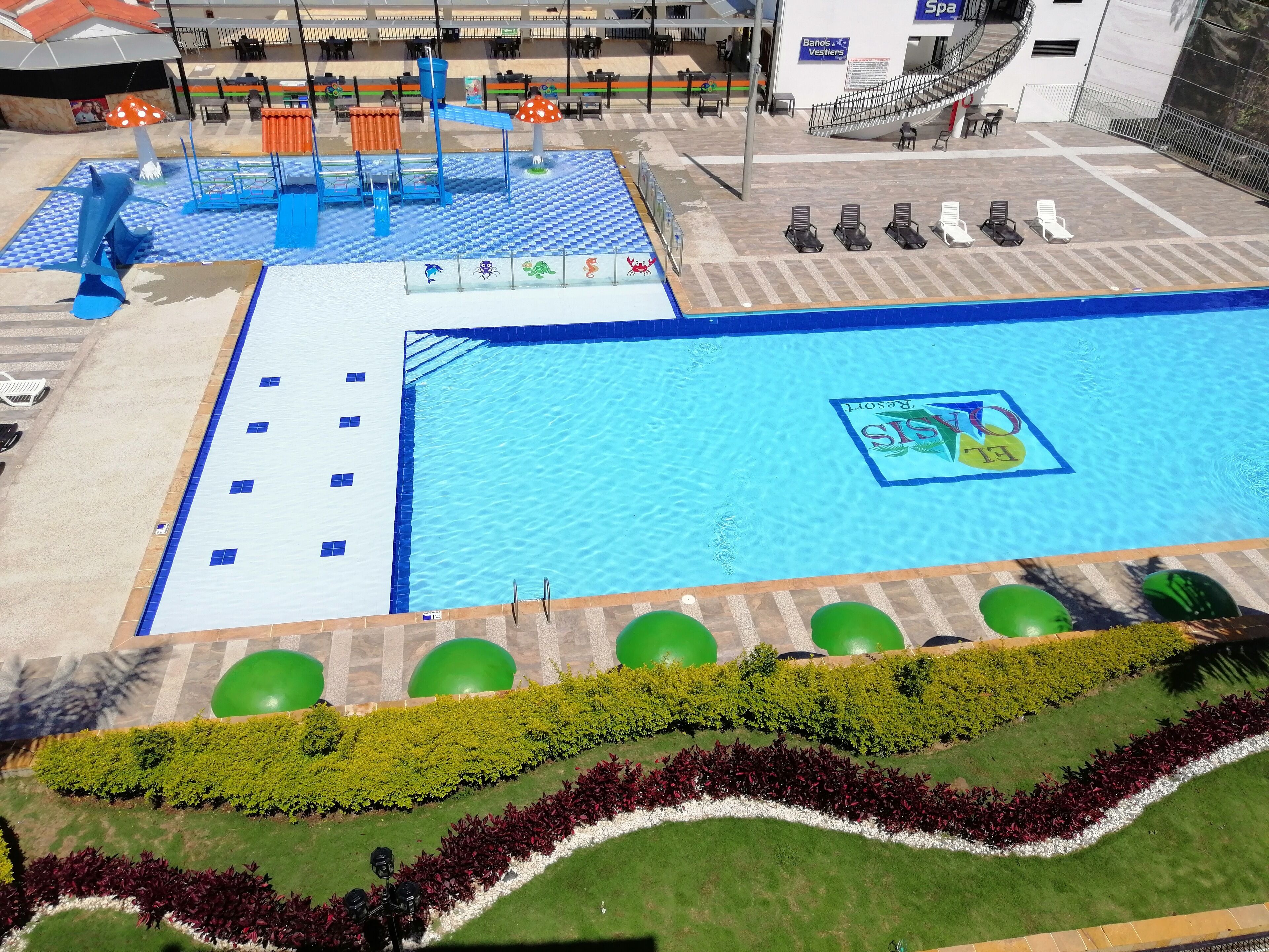 2 outdoor pools, open 9:00 AM to 9:30 PM, free cabanas, pool umbrellas